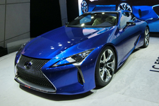 レクサス LC500h