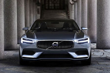 ボルボ新型「S90」