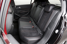 「プジョー 308 GTi 270 by PEUGEOT SPORT(プジョー・スポール)」試乗レポート/国沢光宏