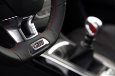 「プジョー 308 GTi 270 by PEUGEOT SPORT(プジョー・スポール)」試乗レポート/国沢光宏