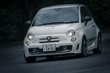 【新品未使用】ヒッチメンバー ABARTH(アバルト)500 今の時代にこそ光る、アバルトのピュアな魅力とは／新型「Abarth