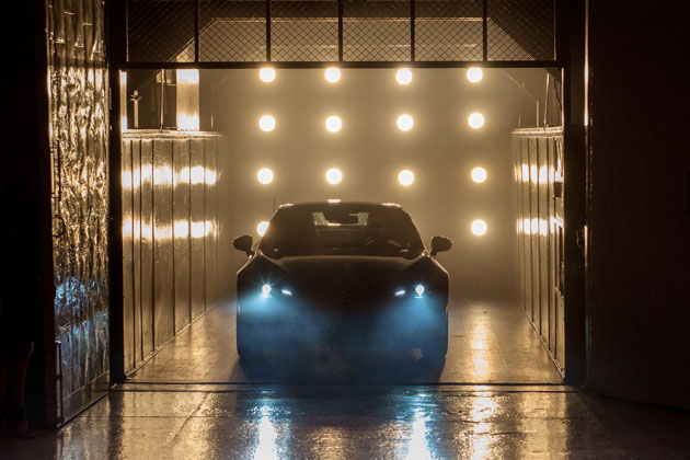 マツダ新型「ロードスターRF」／NYショー2016