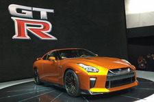 日産「GT-R」2017年モデル／ニューヨークショー2016