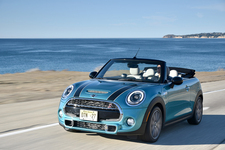 THE NEW MINI CONVERTIBLE(新型 ミニ コンバーチブル) 海外試乗レポート／藤島知子