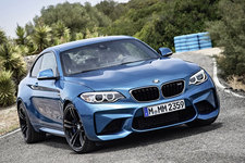 BMW M2クーペ