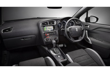 DS4/DS4 クロスバック