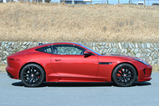 「Jaguar F-TYPE S COUPE MT」ショートインプレッション／今井優杏