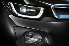 BMW i3 Celebration Edition Carbonight（セレブレーション・エディション・カーボナイト）