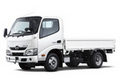 日野、小型トラック「デュトロ」改良でプリクラッシュセーフティなどの安全装備を設定