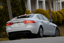 ジャガー XE 20d(直4 2.0 ターボディーゼル搭載モデル) 試乗レポート/国沢光宏