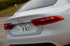 ジャガー XE 20d(直4 2.0 ターボディーゼル搭載モデル) 試乗レポート/国沢光宏