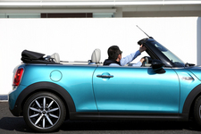 THE NEW MINI CONVERTIBLE(新型 ミニコンバーチブル) 試乗レポート／大谷達也