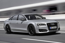 Audi S8 plus