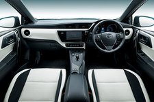 トヨタ オーリス バイブリッドG