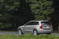 ボルボ 新型「XC90 T8 Twin Engine AWD Inscription」(PHEV) 国内初試乗レポート／五味康隆