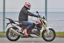 BMW モトラッド R1200R