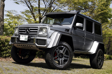 「メルセデス・ベンツ G 550 4x4 スクエアード」