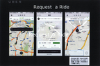 ハイヤー配車サービス「Uber」アプリ画面 左はピックアップ前、中央がピックアップ場所の指定画面、右はピックアップ場所指定後に車両が向かっているイメージ