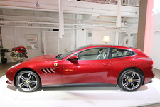 フェラーリ GTC4ルッソ