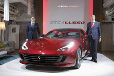フェラーリ GTC4Lusso