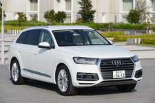 アウディ 新型Q7[2.0 TFSI quattro]