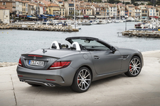 Mercedes-AMG SLC43