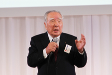 スズキ株式会社  鈴木修 代表取締役会長