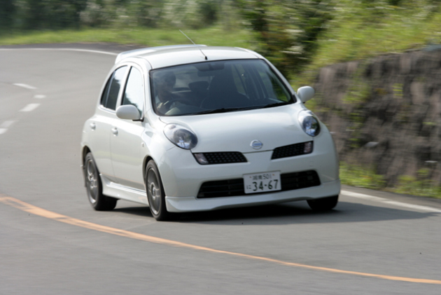 日産 マーチ 試乗レポート|【徹底検証】2005年新型車種ー試乗