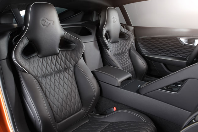 ジャガー F-TYPE SVR