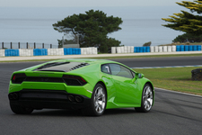 ランボルギーニ・ウラカンLP580-2