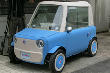 「rimOnO（リモノ）」原付免許で乗れる小型EVを目指す