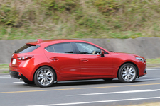 マツダ アクセラスポーツ