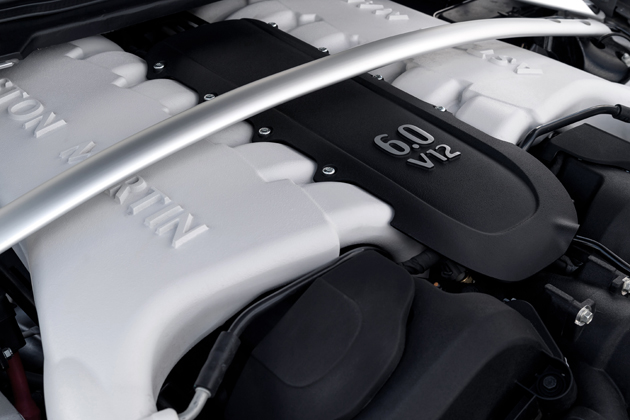 アストンマーティン V12ヴァンテージ S 7速マニュアル仕様