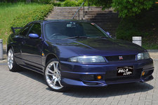 日産 スカイライン 33GT-R