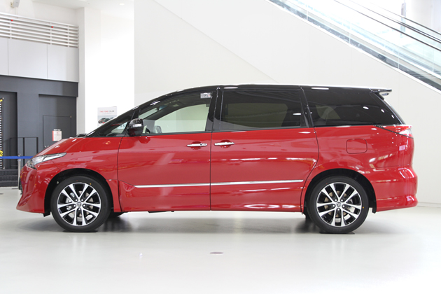 エスティマ AERAS SMART 7人乗り(ブラック×レッドマイカメタリック)