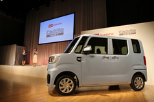 ダイハツ工業 新型軽商用車「ハイゼット キャディー」報道発表会レポート[2016年6月13日月曜日／会場：恵比寿ガーデンプレイス 恵比寿ガーデンホール＆センター広場(東京都目黒区)]