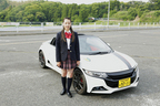 免許取りたての女子高生が試乗車でサーキットを激走！？史上最強、試乗女子が現れる！