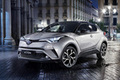 トヨタが新型「C-HR」のインテリアを世界初公開！ついにコンパクトSUVの全貌が明らかに！