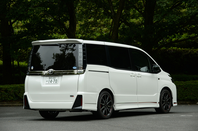 G Sシリーズ初の 2代目モデル トヨタ 新型 ヴォクシー ノア G S 試乗レポート 画像ギャラリー No 3 徹底検証 22年新型車種ー試乗レポート Mota