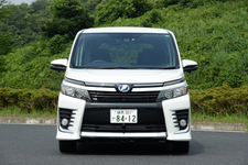 トヨタ 新型 ヴォクシー・ノア「G’s」試乗レポート／山本シンヤ