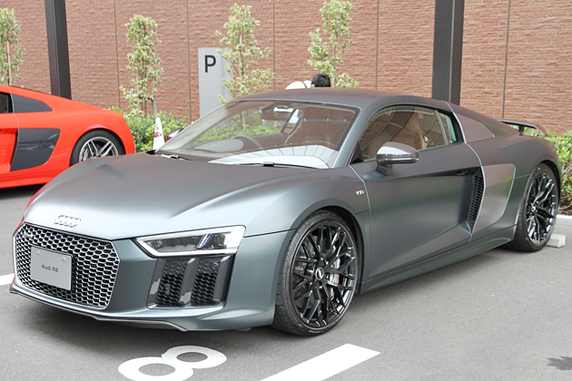 アウディ R8 V10