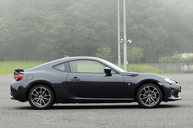 トヨタ 86 とスバル Brz を写真で比べてみた ビッグマイナーチェンジ 画像ギャラリー No 3 業界先取り 業界ニュース 自動車ニュース21国産車から輸入車まで Mota