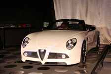 アルファロメオ 8Cスパイダー フロントスタイリング