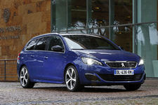 プジョー 308GT BlueHDi（本国仕様）