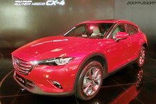 マツダ「CX-4」