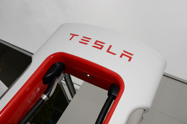 テスラ 急速充電 スーパーチャージャー 17年より課金プログラム 開始 業界先取り 業界ニュース 自動車ニュース21国産車から輸入車まで Mota