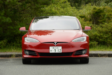 テスラの自動運転 ”オートパイロット”を使って、高速道初の専用急速充電スポットに行ってみた ～ テスラ モデルS 試乗レポート／岡本幸一郎 ～
