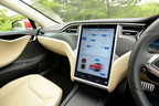 テスラの自動運転 ”オートパイロット”を使って、高速道初の専用急速充電スポットに行ってみた ～ テスラ モデルS 試乗レポート／岡本幸一郎 ～
