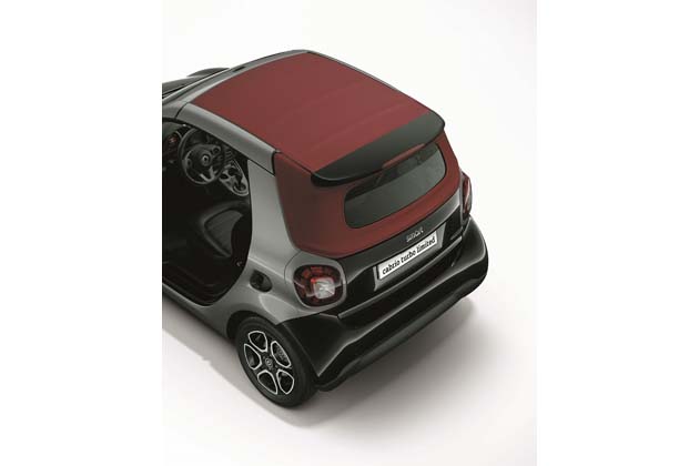 スマート 2人乗り Fortwo にターボエンジン搭載の限定車2種を設定 4人乗り Forfour Turbo も追加 画像ギャラリー No 25 業界先取り 業界ニュース 自動車ニュース22国産車から輸入車まで Mota
