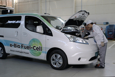 e-Bio Fuel Cellプロトタイプ（e-NV200）
